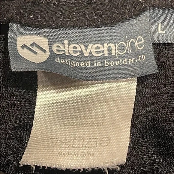 B25009 Elevenpine shorts SZ Large - Picture 3 of 9